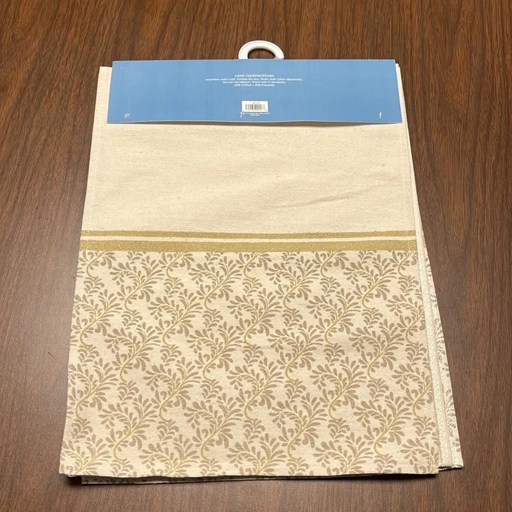 Nicole‎ Canvas table runner, new